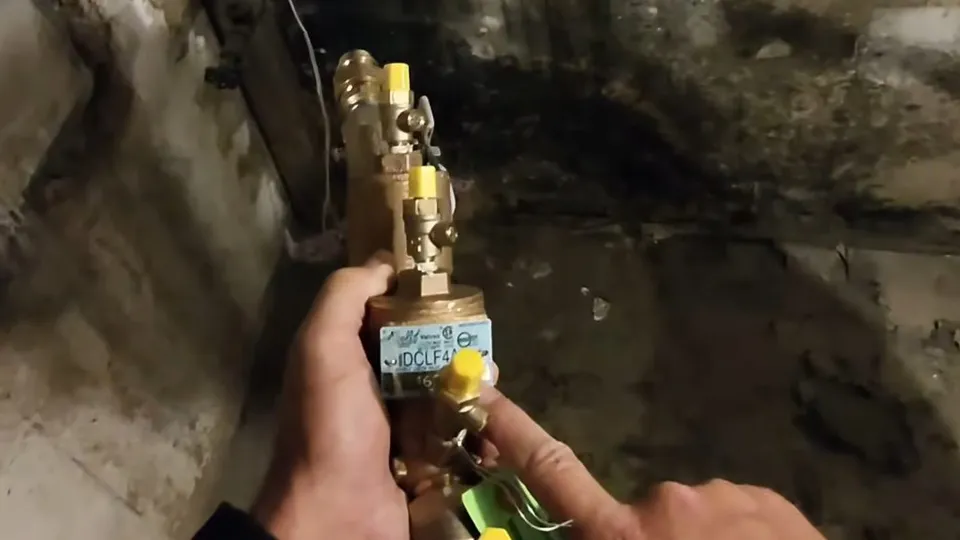 Backflow preventer assembly with test valves for RPZ assembly on a Parker irrigation system