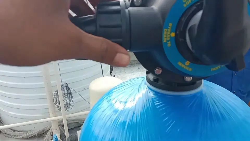 Water softener control head, tank, and brine components for Plumber servicing a private well pressure tank in an Elizabeth area home